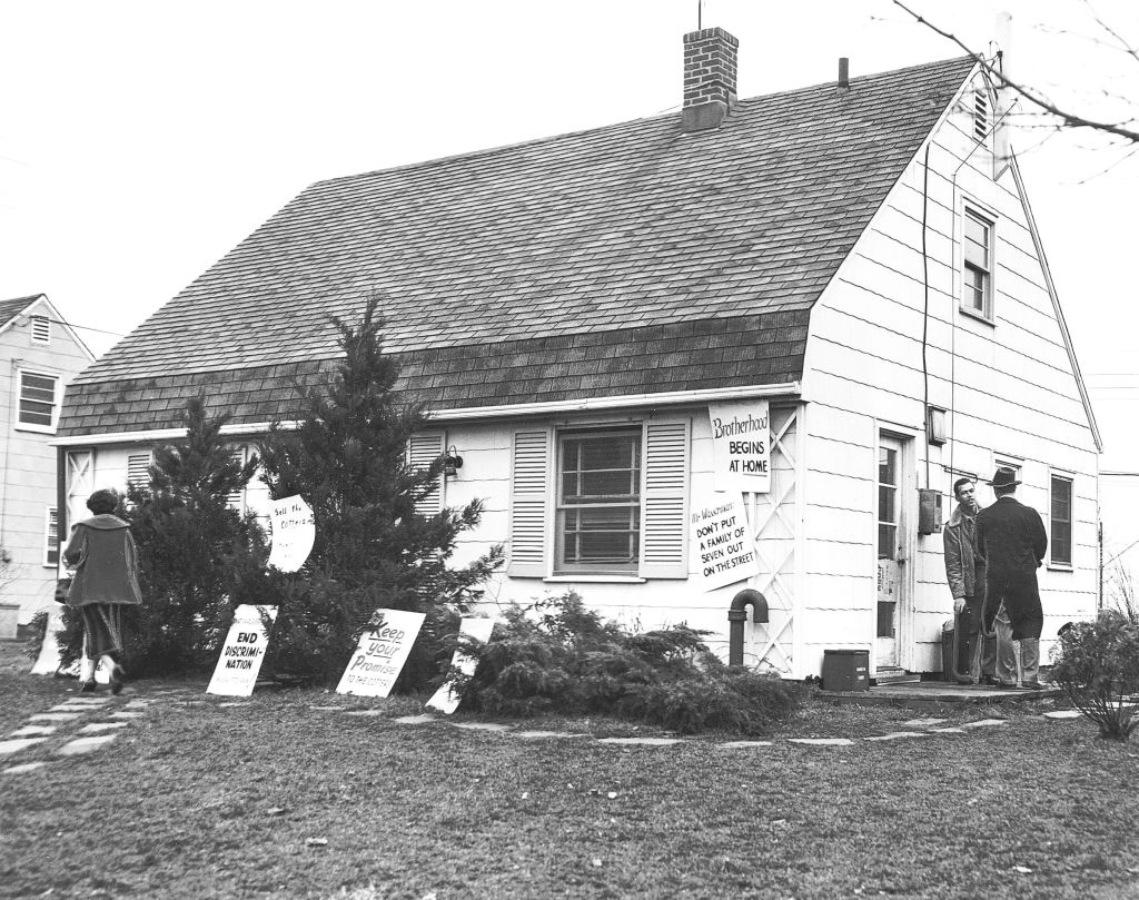 An African-American Family Faces Eviction From a Home in Levittown, New York