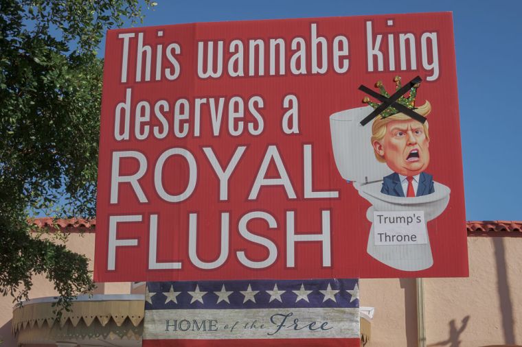 "This Wannabe King Deserves A ROYAL FLUSH"