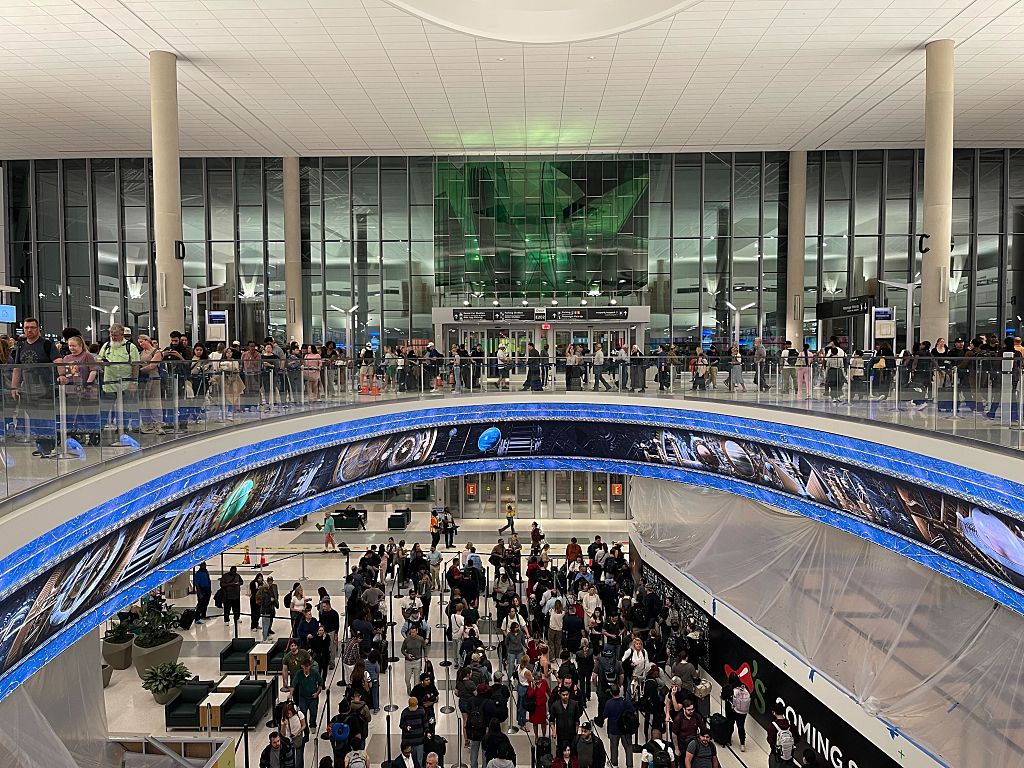 032526 TSA thursday AIH update