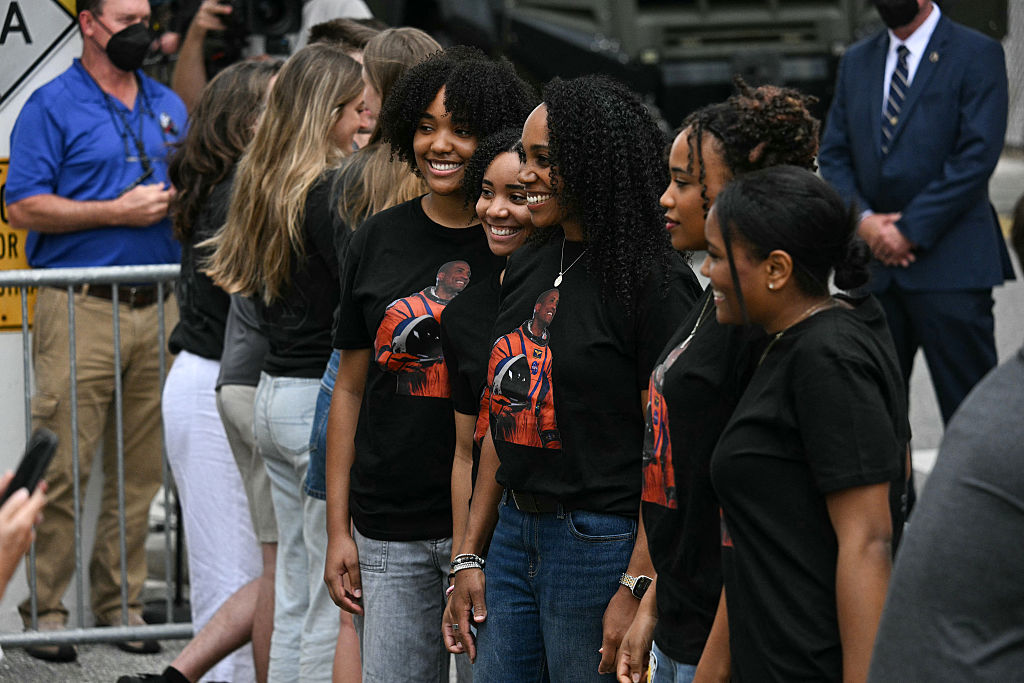 Victor Glover's wife and daughters