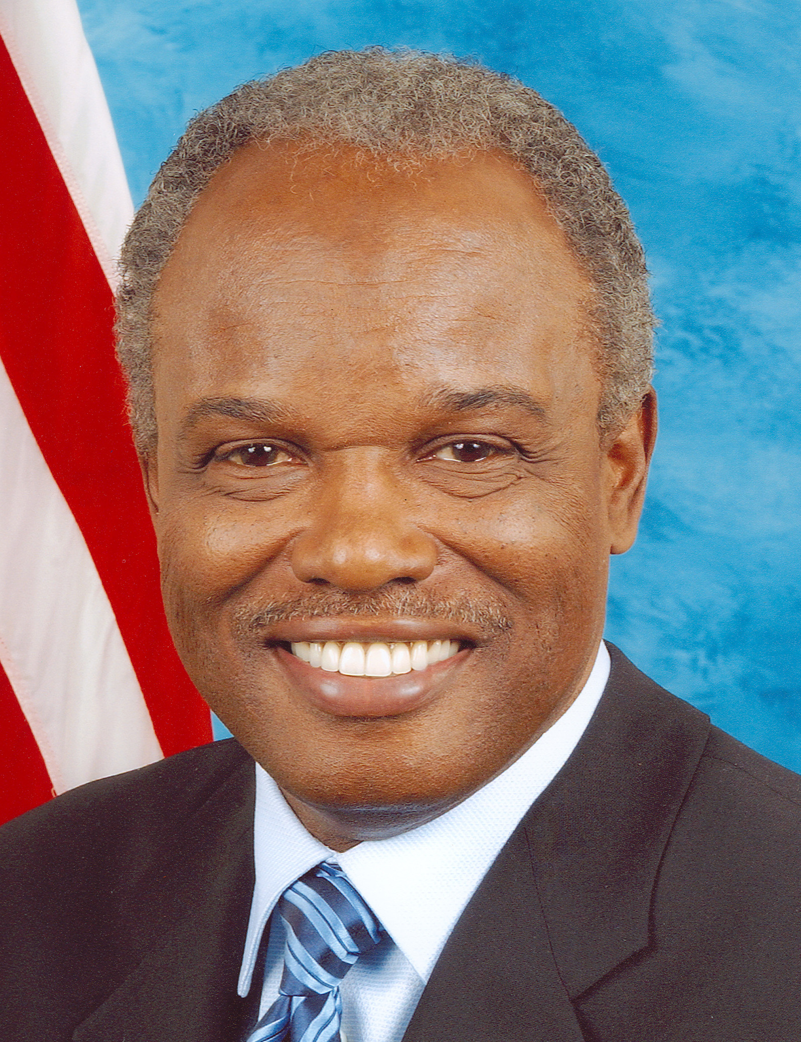 Official portrait of Rep. David Scott (D - Georgia)