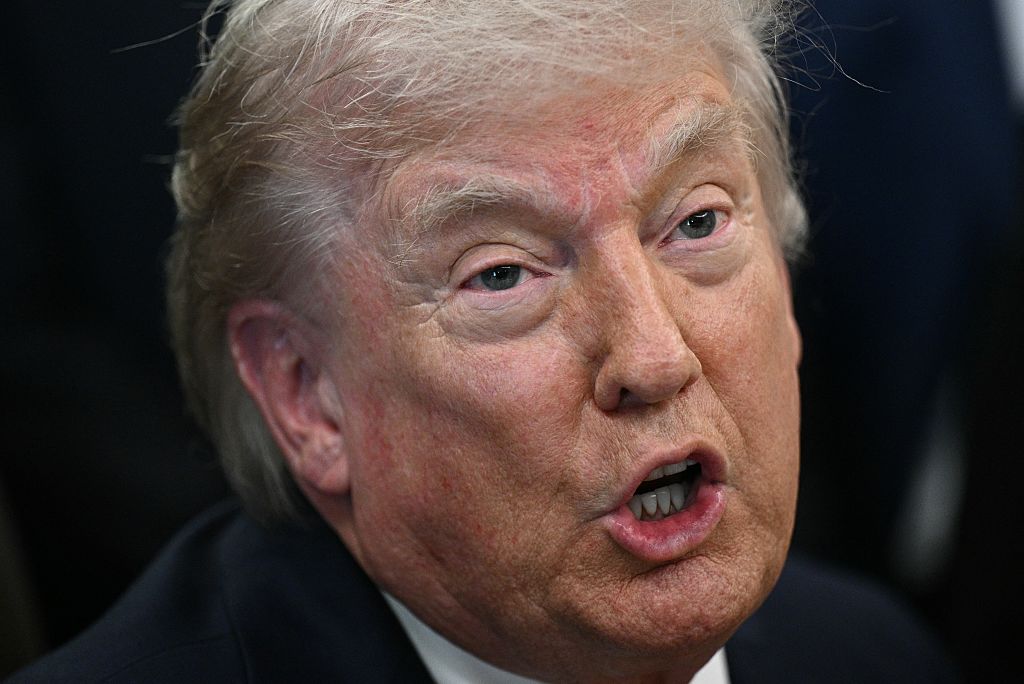 Trump Claims Bigger Crowd Than MLK’s ‘I Have A Dream’ Speech Trump Claims Bigger Crowd Than MLK’s ‘I Have A Dream’ Speech