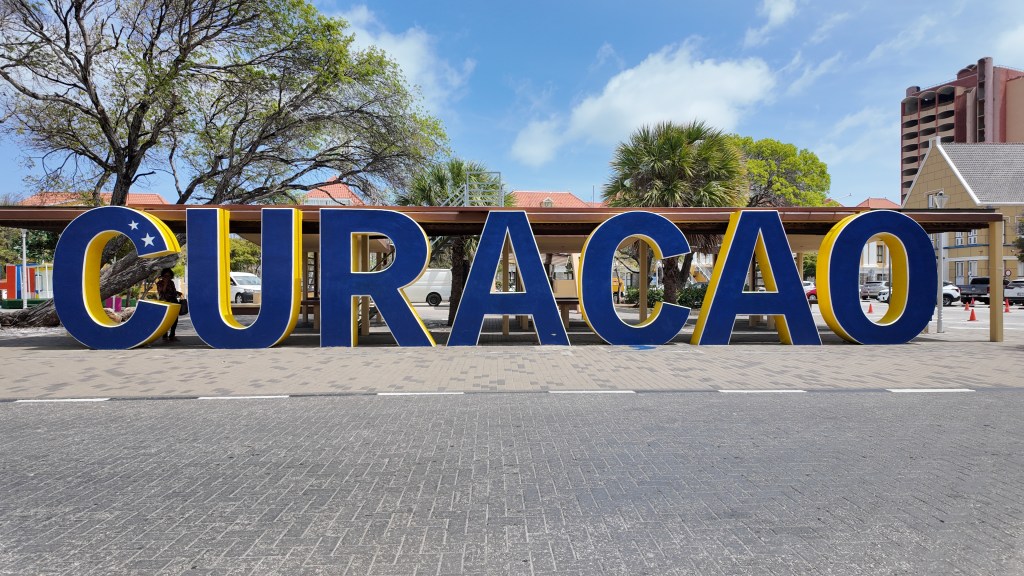 There’s A Reason Your American Worry Disappears In Curaçao
