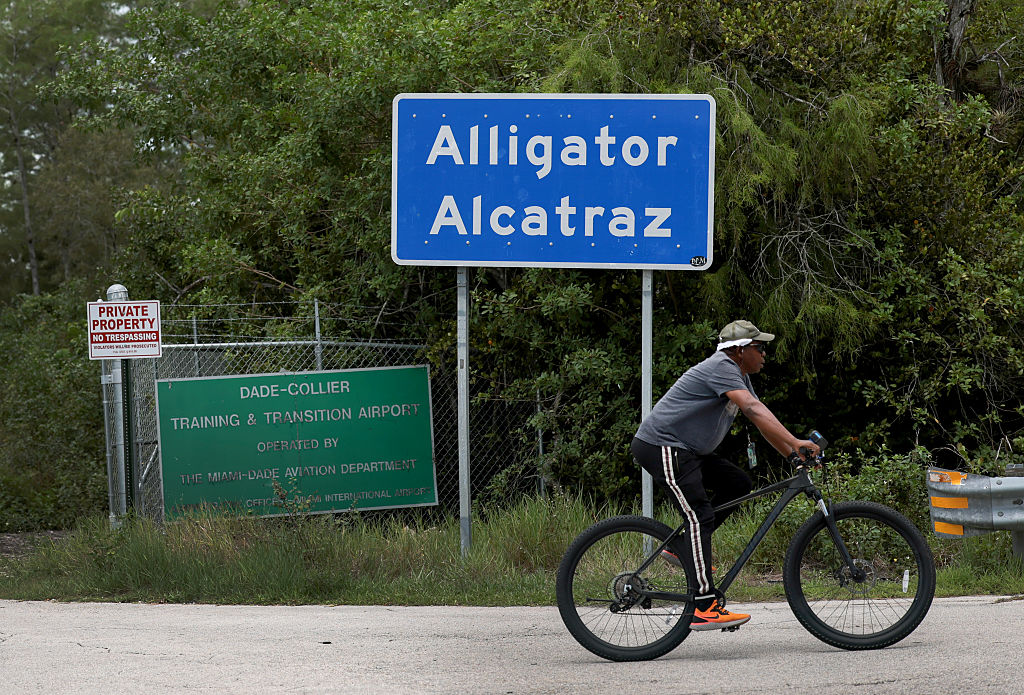 "Alligator Alcatraz" Immigrant Detention To Close