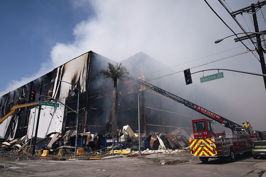 Lineage Logitics Cold Storage warehouse fire