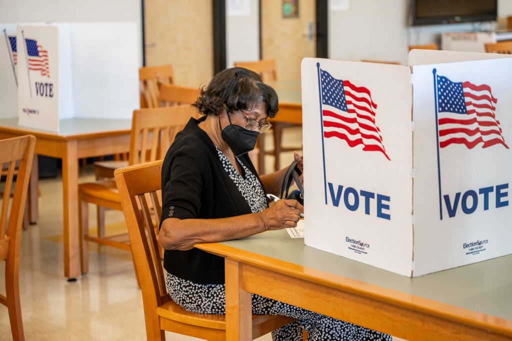Supreme Court Upholds Mississippi Law Allowing Late Mail-In Ballots 