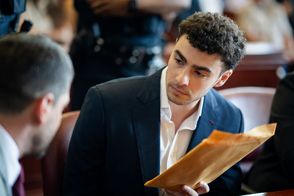 Accused Murderer Luigi Mangione Appears In Manhattan Supreme Court