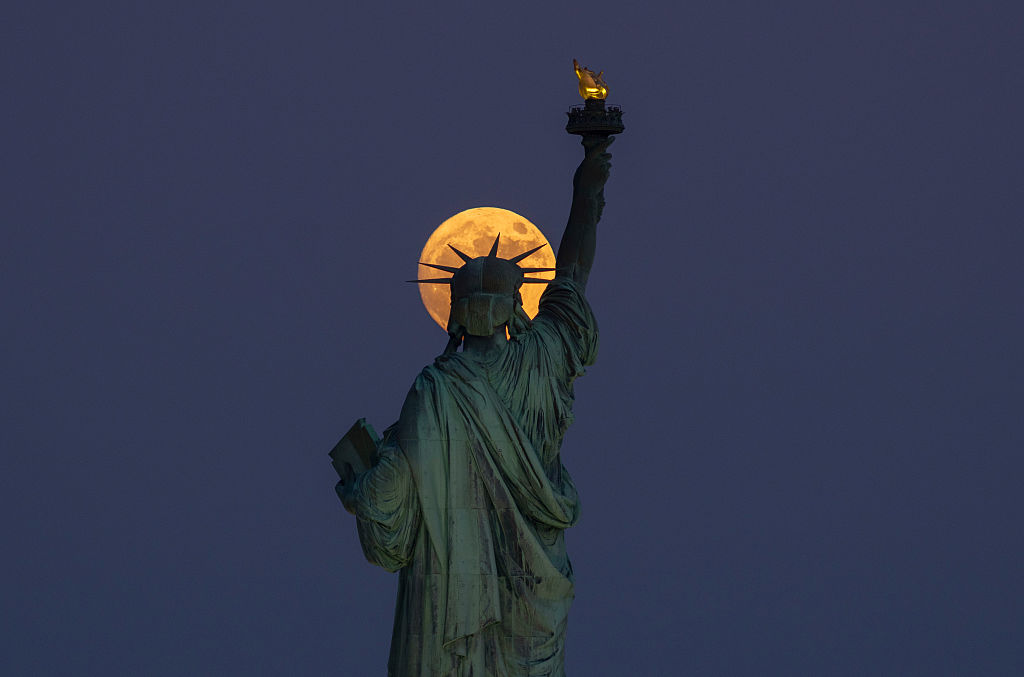 Strawberry Moon Rises in New York City