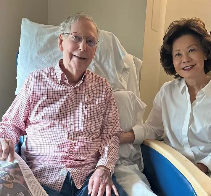Sen. Mitch McConnell Releases Statement And Photo To Prove He’s Alive, But The Internet Isn’t Buying It
