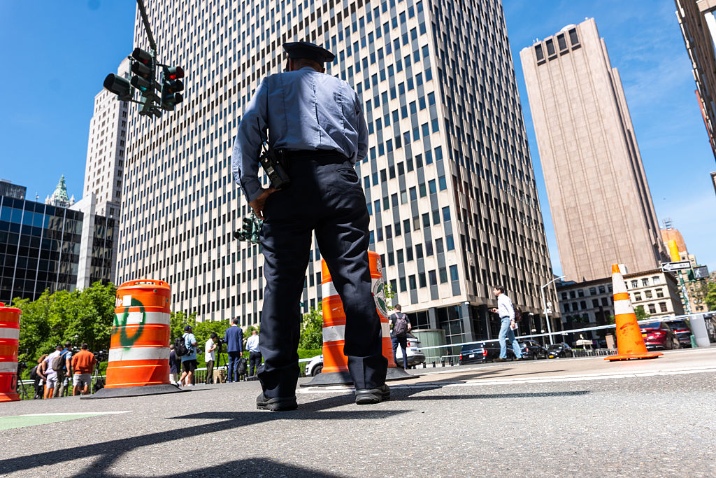 Andrew-Arrabaca-fire-federal-plaza-nyc-allegedly-anti-ice-activist-former-army-soldier