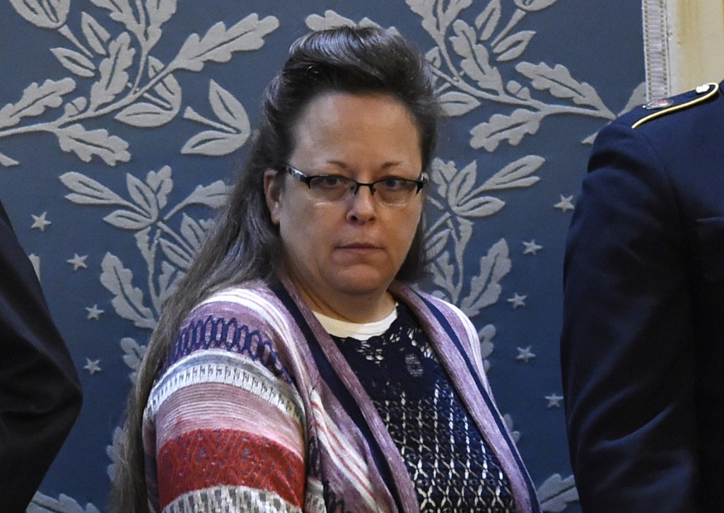 Kim Davis Accused Of Hiding Inheritance To Avoid Paying $565K Judgment To Same-Sex Couple