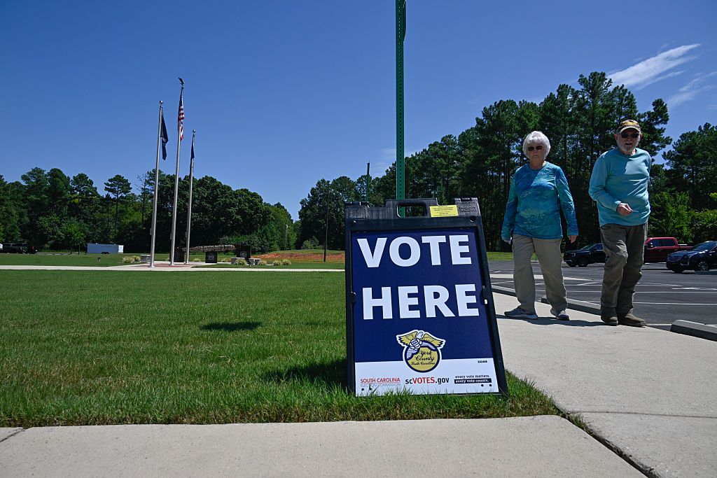 US voters head to polls in South Carolina